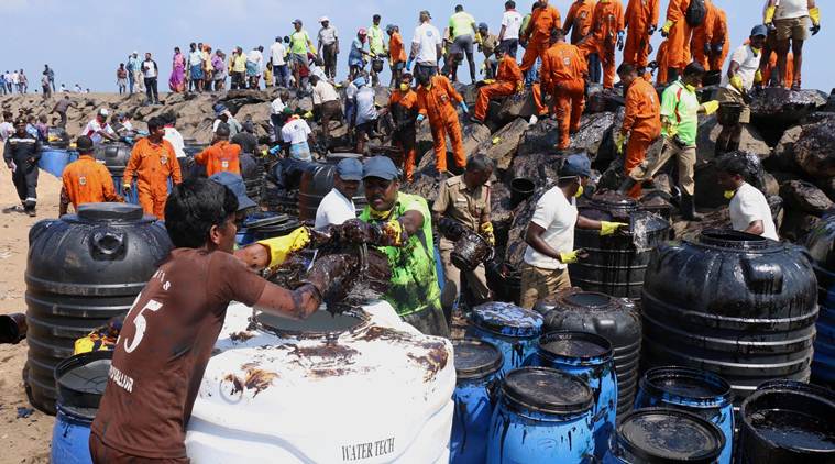 chennai oil spill, chennai ship collide, chennai ship collision, Kamarajar port, Ennore oil spill, indian express news, india news
