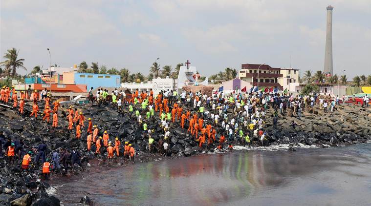 chennai oil spill, chennai ship collide, chennai ship collision, Kamarajar port, Ennore oil spill, indian express news, india news