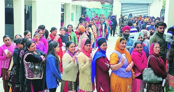 punjab elections 2017, aa, congress, sad, akali dal, bjp sad alliance, kharar constituency, kurali constituency, punjab polling day 1, mohali, dera bassi, punjab voter turnout