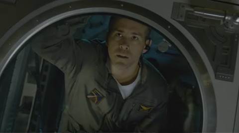 Life Trailer: Ryan Reynolds And Jake Gyllenhaal Fight To Save The Earth ...