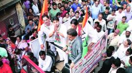 maharashtra civic polls, maharashtra civic elections, maharashtra civil polls 2017, congress maharashtra, jyotiraditya scindia mumbai, bjp maharashtra, narendra modi, modi, modi wave, indian express, india news