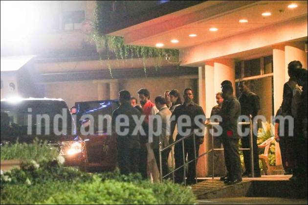 Aishwariya Rai Bachchan, Aishwariya Rai Bachchan father, Amitabh Bachchan, Amitabh Bachchan hospital pics, Amitabh aishwarya, Amitabh Abhishek Aishwarya, Amitabh Abhishek Aishwarya pics