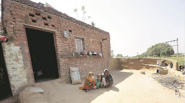 alwar, alwar bank robbery, bank robbery alwar, alwar demonetisation, india news, indian express news, latest news