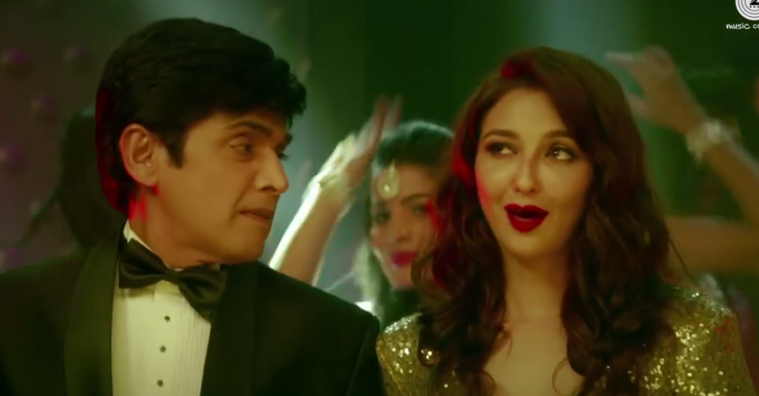 Bhabiji Ghar Par Hain actors Saumya Tandon aka Gori Mem and Rohitash Gauds  dance video on Govinda song goes viral– Watch | Television News | Zee News