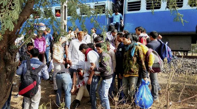 Bhopal-Ujjain train blast case, train blast, bhopal ujjain blast, lucknow terrorist attack, bhopal ujjain train blast probe, probe, indian express news, india news