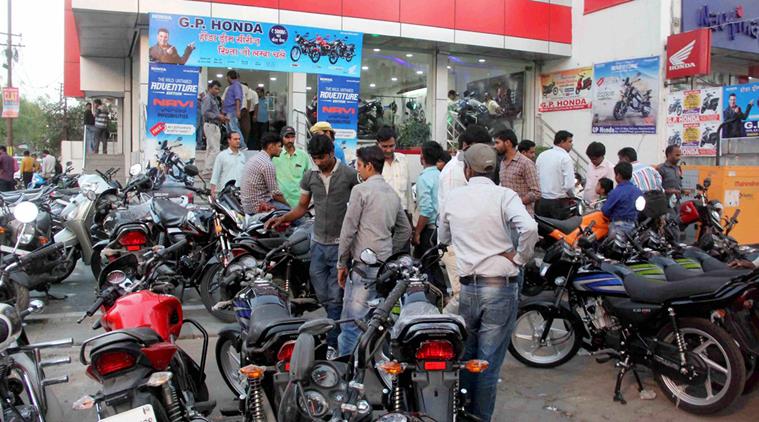 Heavy discounts on bikes rush at showrooms as auto companies