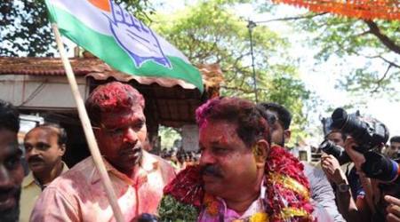 Goa election results, Goa results, election results, Goa BJP seats, Rajendra Arlekar, CM Laxmikant Parsekar, CM Laxmikant Parsekar defeat, Maharashtrawadi Gomantak Party (MGP), Dayanand Sopte, Digambar Kamat, Tourism Minister Dilip Parulekar, indian express news