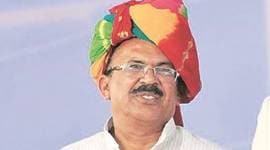 vasudev devnani, akbar the great, rajasthan education minister, akbar terrorist, akbar invader, battle of haldighati, vasudev devnani on akbar