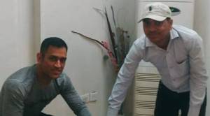 dhoni, dhoni twitter, dhoni wife, sakshi dhoni, digvijaya singh, aadhaar, aadhaar card, dhoni aadhaar, mahendra singh dhoni, ms dhoni, cricket news, indian express