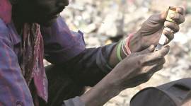 drug, drug addicts, heroin addicts, drug addicts in delhi, drug smuggling, delhi drug smuggling, Narcotics Control Bureau, delhi de-addiction centres, delhi news, latest news