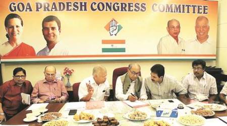 M Veerappa Moily, congress, goa elections, goa election 2017, goa polls, goa congress, indian express news, india news