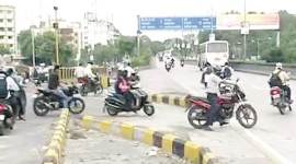 mumbai-pune highway, mumbai-pune highway congestion, highway congestion, grade separators, pune municipal corporation, pune news, indian express news