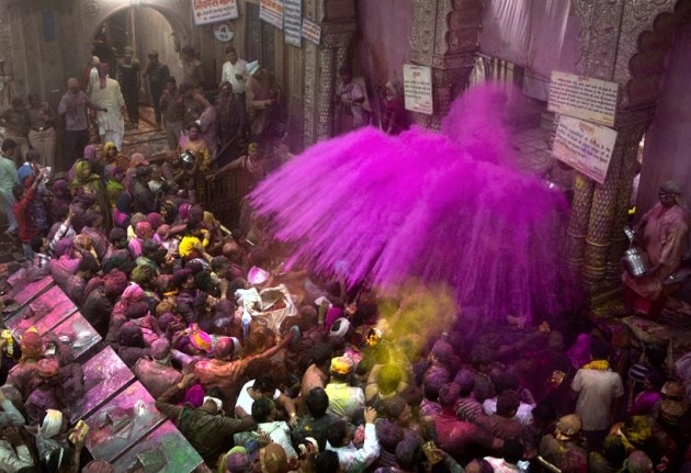 holi, happy holi, vrindavan holi, holi 2017, happy holi 2017, holi colours, holi photos, holi significance, holi celebrations, indian express, indian express news