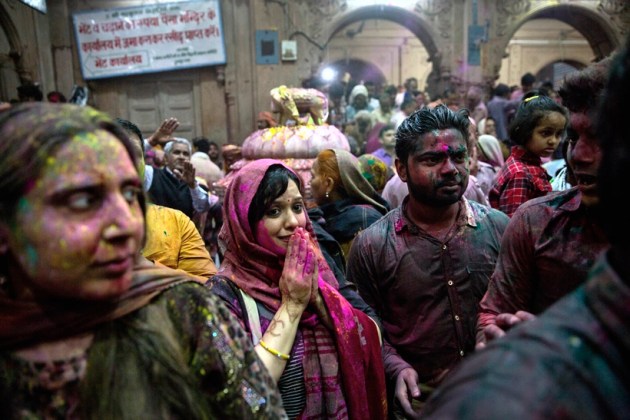holi, happy holi, vrindavan holi, holi 2017, happy holi 2017, holi colours, holi photos, holi significance, holi celebrations, indian express, indian express news