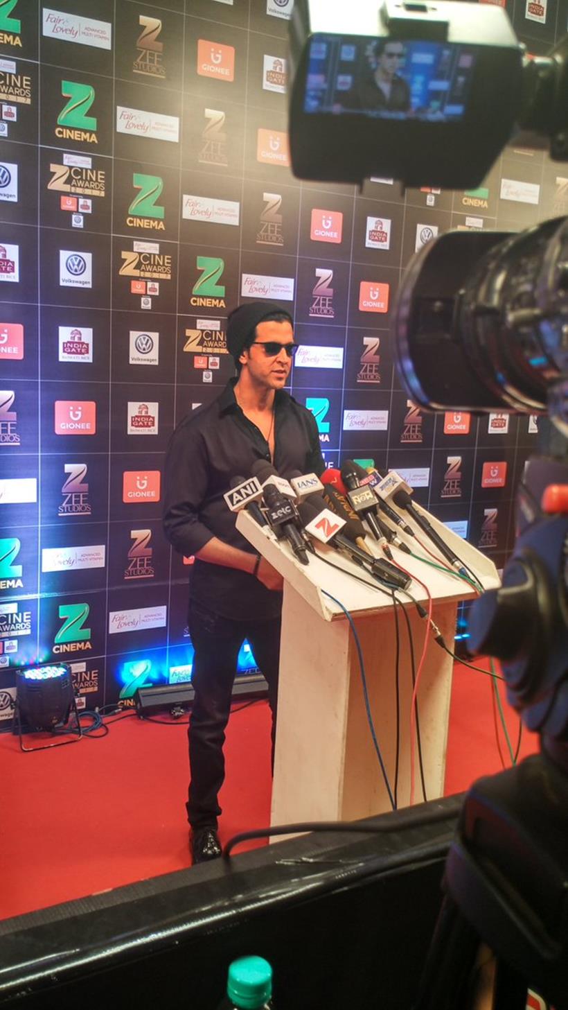 zee cine awards, hrithik roshan