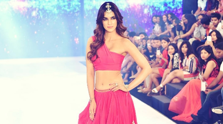 Kriti Sanon Looks Pretty In Pink For Sukriti And Akritis Show Fashion News The Indian Express