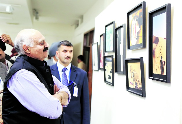  newscapes, chandigarh, chandigarh photo exhibition, chandigarh photo journalist exhibition, photography chandigarh