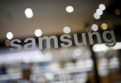 Samsung, Bixby, Galaxy S8, Samsung Galaxy S8 launch, Bixby launch, voice assistant, artiificial intelligence, AI, Siri, Unpacked 2017, Amazon Alexa, Google Assistant, Apple, Viv, Samsung Galaxy S8+, Galaxy S8 price, Galaxy S8 features, smartphones, technology, technology news