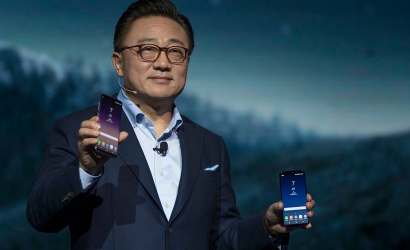 Samsung, Samsung Galaxy S8, Galaxy S8 price, Galaxy S8 vs Galaxy S8 Plus, Galaxy S8 price India, Galaxy S8 launch, Galaxy S8 specs, Galaxy S8 Infinity Display, Galaxy S8 battery, Galaxy S8 camera, mobiles, smartphones, technology, technology news