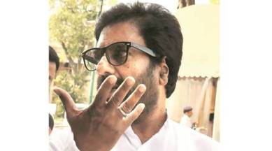 Ravindra Gaikwad, Osmanabad, MLA assaulting Air India official, Air India official assaulted, Shiv Sena news, Latest news, India news, National news, Latest new, India news,