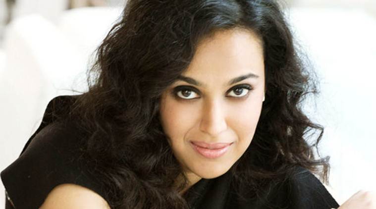 swara bhaskar showed how much cleavage is good now she swara bhaskar showed how much cleavage is good now she
