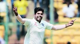 umesh yadav, umesh yadav bowling, pune test, subroto banerjee, pace bowling performance, pune test bowling, umesh yadav pune test, india australia test series, india test series, virat kohli, anil kumble, cricket news