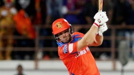 ipl 2017, ipl 10, rps vs gl, gl vs rps, gujarat lions vs rps, gujarat lions vs rising pune supergiant, rps, rising pune supergiant, gujarat lions, anrew tye, hat-trick, suresh raina, aaron finch, cricket news, cricket, sports news, indian express