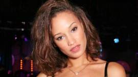 Justin Bieber india tour, Justin Bieber india tour host, india tour Justin Bieber, Elarica Johnson justin bieber show host