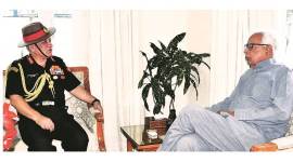 army chief, general bipin rawat, mehbooba mufti, Kashmir violence, man tied to army jeep, army jeep video, Kashmir man tied to army jeep, Kashmir youth assault CRPF, CRPF assaulted, youth heckly CRPF, stone pelting, stone pelting Jammu, Srinagar bypoll, Srinagar violence, India news, Indian Express