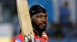 IPL 2017 IN RAJKOT chris gayle, gayle, chris gayle rcb, royal challengers bangalore, gujarat lions, rcb vs gl, gl vs rcb, gayle 10000 runs, gayle runs, sports news, ipl 10, ipl 2017, ipl news, sports news, indian express