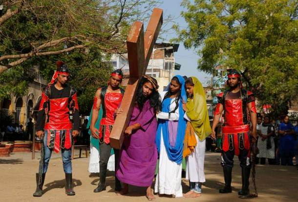 Good Friday 2017: Here’s how Christians around the world are observing ...