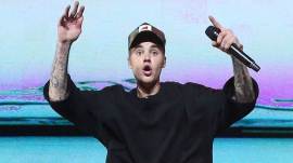 Justin Beiber,hailey, Justin Beiber song, Justin Beiber alone, Justin Beiber song, indian express, indian express news