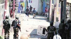 kashmir, kashmir unrest, stone pelters, kashmir stone pelters, indian army, kashmir problem, kashmir issue, india-pakistan-india, chandigarh medical institute, chandigarh doctors, india news, indian express