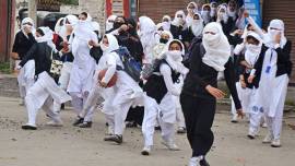 kashmir, kashmir unrest, kashmir protest, kashmir student protest, srinagar student protest, mehbooba mufti, mufti government, pellet firing, human shield, kashmir human shield, indian express news, india news