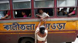 kolkata, kolkata bus associations, bus associations strike, bus strike, kolkata bus strike, April 18 bus strike, kolkata news, india news, indian express news