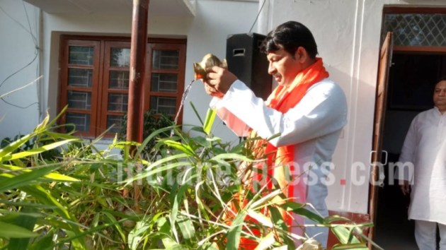 MCD Election results 2017, MCD poll results, MCD, BJP, MCD vote counting, MCD results 2017, MC counting photos, Counting photos, BJP victory, BJP photos, Congress, AAP, Delhi news, Delhi , Latest MCD photos, Indian express photos,