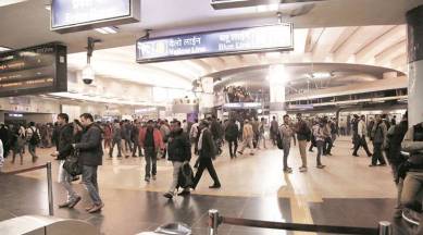 Porn at Rajiv Chowk Metro station: Delhi police start probe ...