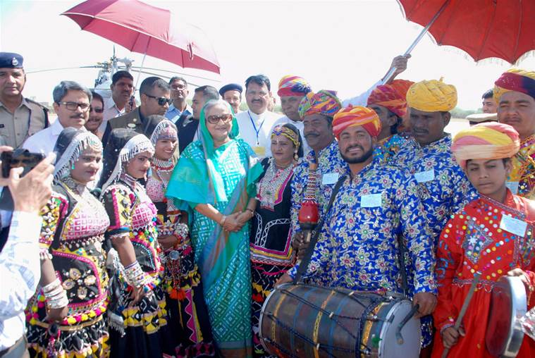 Bangladesh PM Sheikh Hasina offers prayers at Ajmer dargah | India News ...