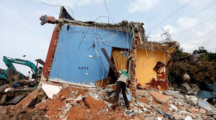 Sri Lanka Death Toll From Dump Collapse Hits 31 Search On World 
