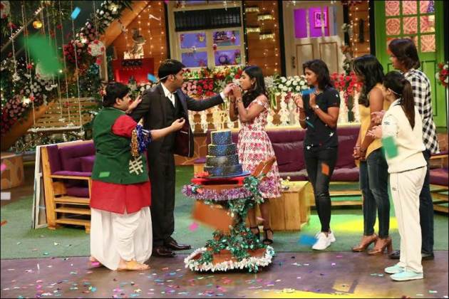 kapil sharma kiku sharda, kapil sharma sumona chakrabarty, kapil sharrma show, kapil sharma 100 episode images