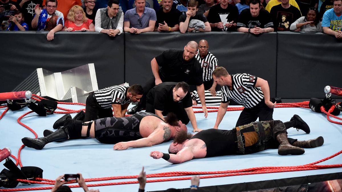WWE Raw Results: Big Show, Braun Strowman break ring in destructive match,  watch video | Sports News,The Indian Express