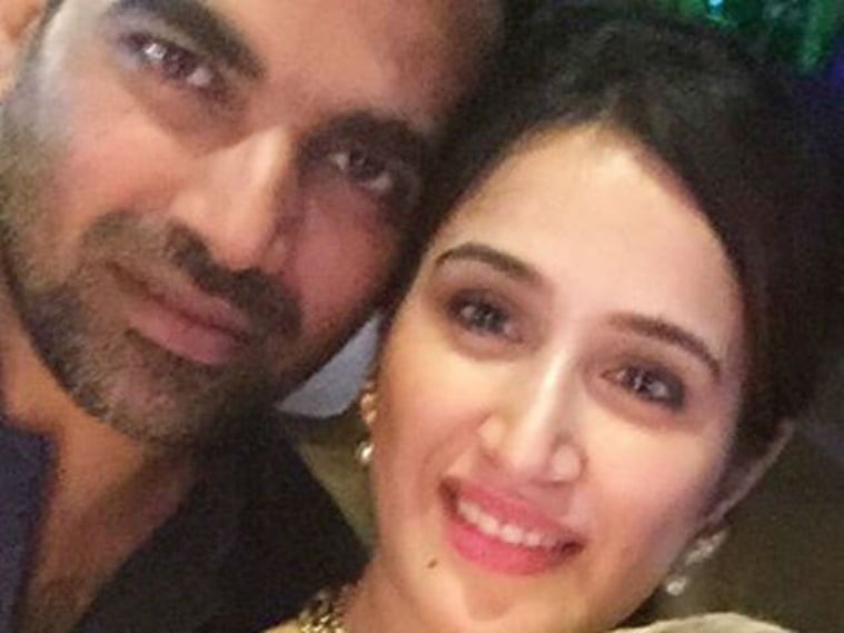 zaheer khan, sagarika ghatge, zaheer khan sagarika ghatge pics, zaheer khan sagarika ghatge images, zaheer khan sagarika ghatge dating, zaheer khan sagarika ghatge engagement