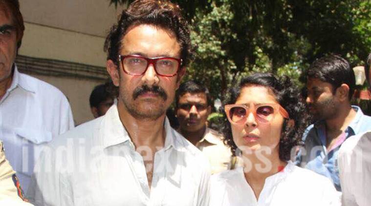 Reema lagoo, reema lagoo dead, aamir khan, aamir khan about reema lagoo pics