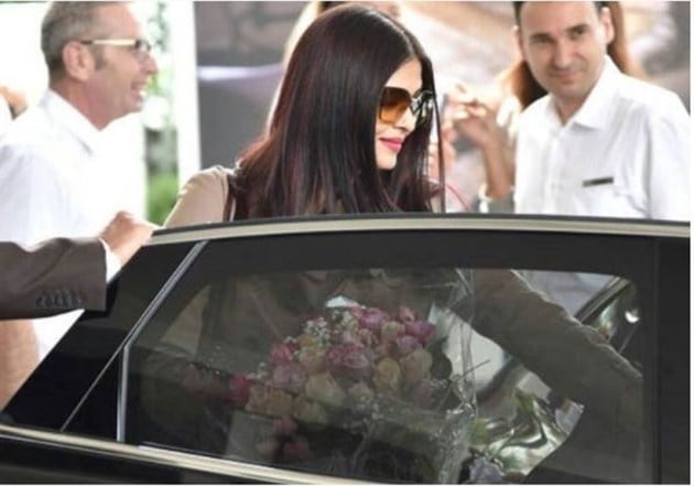 Aishwarya Rai Bachchan, Aishwarya Rai Bachchan cannes, Cannes 2017, Cannes 2017 news, Aaradhya Bachchan, Cannes 2017 aishwarya, Cannes aishwarya old looks