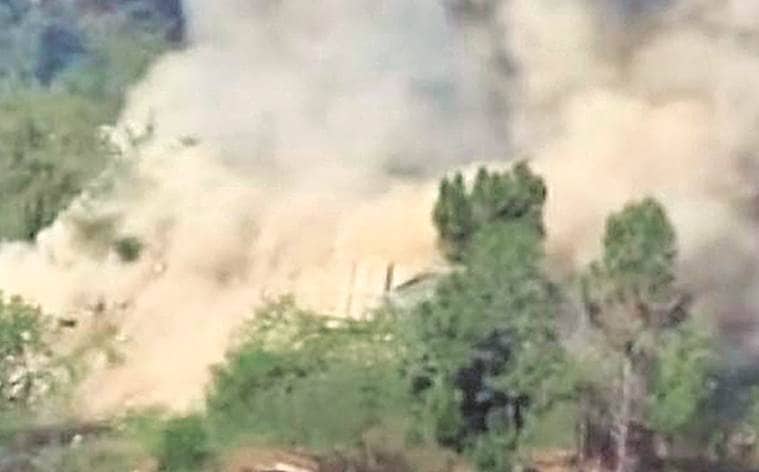 Kashmir, jammu and kashmir, Indian army, army, pakistan, India-pakistan, LoC, Pakistani fighter jets, warjests, pakistani army, india news, indian express news