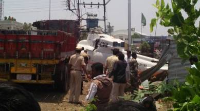 Devendra Fadnavis chopper crash, Devendra Fadnavis, devendra fadnavis crash video, Devendra Fadnavis accident, india news