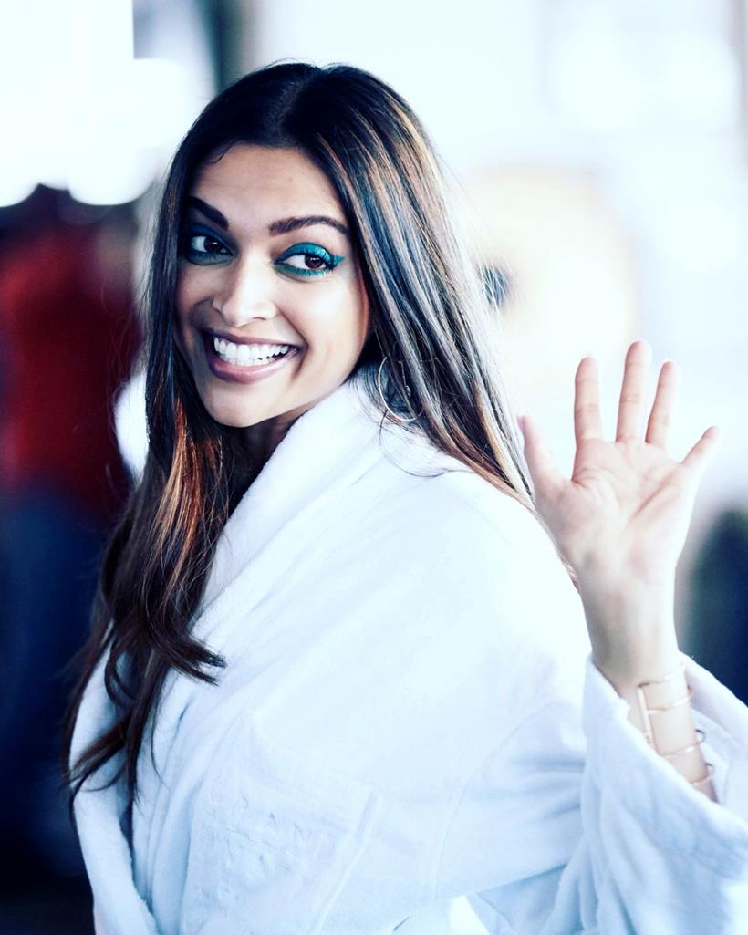 deepika padukone, deepika padukone pics, deepika padukone photos, deepika padukone cannes, deepika padukone cannes red carpet, deepika padukone cannes 2017, deepika padukone cannes 2017 red carpet, deepika padukone cannes photos, indian express, indian express news