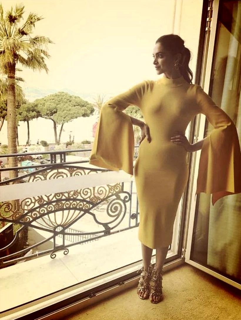 deepika padukone, deepika padukone pics, deepika padukone photos, deepika padukone cannes, deepika padukone cannes red carpet, deepika padukone cannes 2017, deepika padukone cannes 2017 red carpet, deepika padukone cannes photos, indian express, indian express news