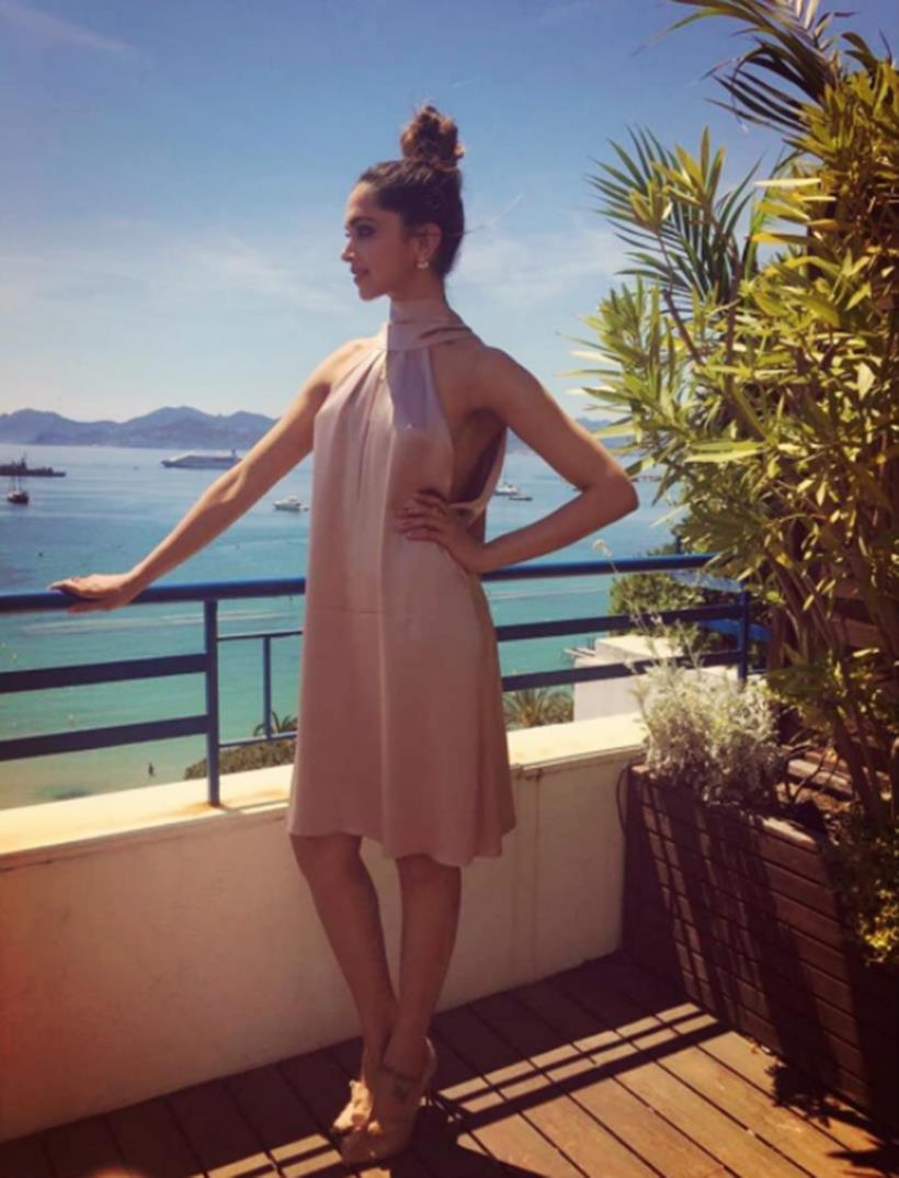 deepika padukone, deepika padukone pics, deepika padukone photos, deepika padukone cannes, deepika padukone cannes red carpet, deepika padukone cannes 2017, deepika padukone cannes 2017 red carpet, deepika padukone cannes photos, indian express, indian express news