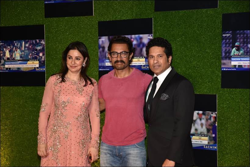 Aamir Khan, Aamir Khan Sachin biopic premiere, aamir Khan sachin premiere pics